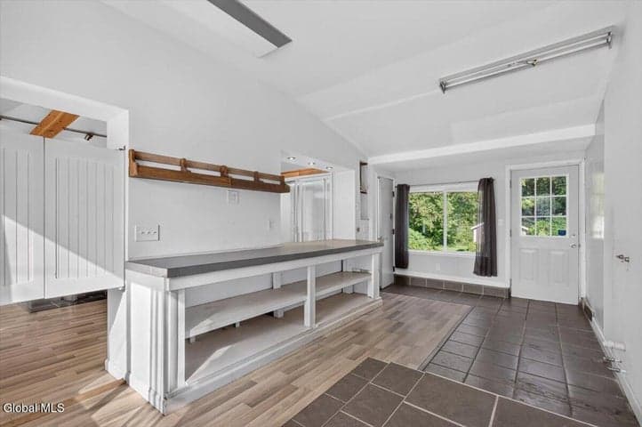 401 Hudson Avenue, Stillwater, NY, photo 4