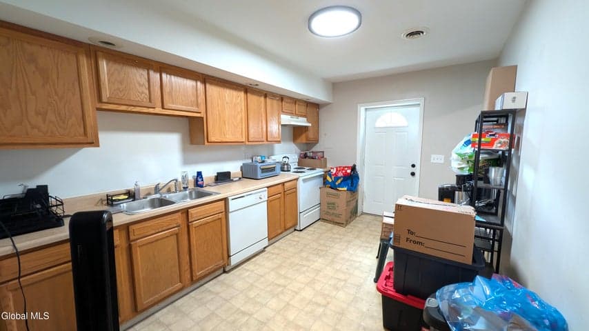 1313 Broadway, Watervliet, NY, photo 4
