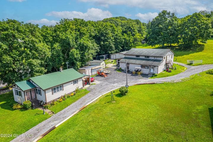 104 Lord Avenue, Brunswick, NY, photo 2