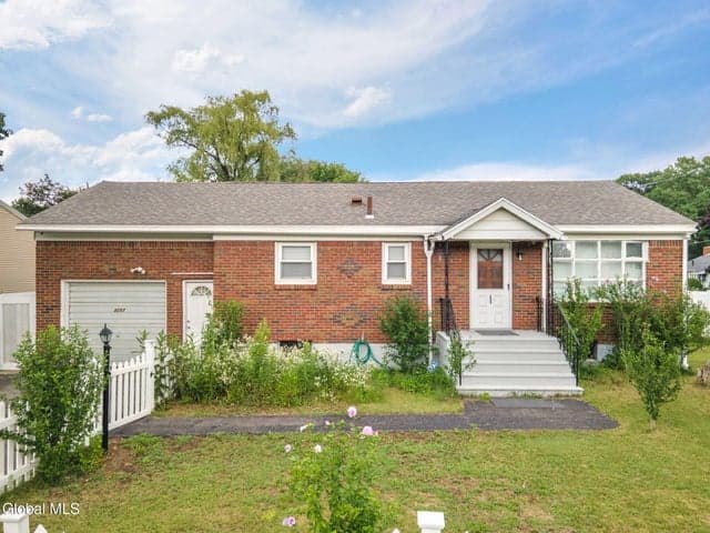 3257 McDonald Avenue, Schenectady, NY
