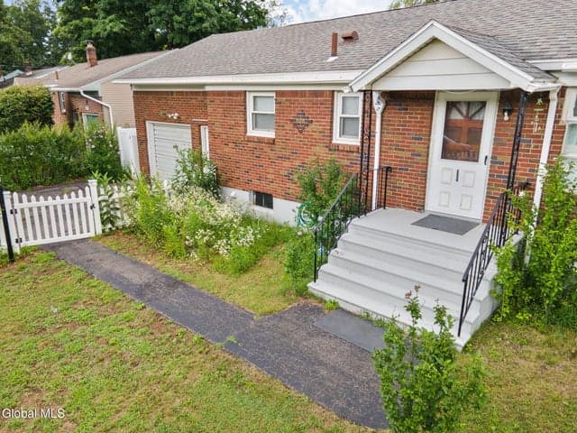 3257 McDonald Avenue, Schenectady, NY, photo 4