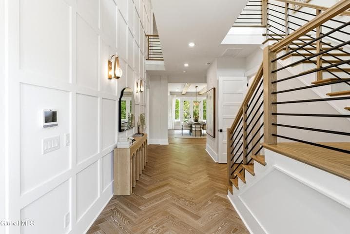 3 Brad Court, Saratoga Springs, NY, photo 2