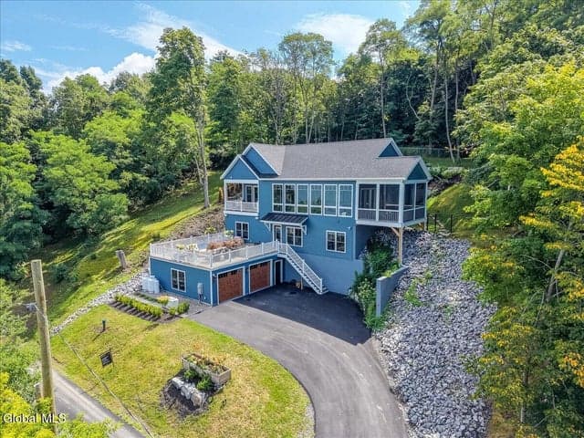 91 Rodgers Lane, Saratoga Springs, NY, photo 3
