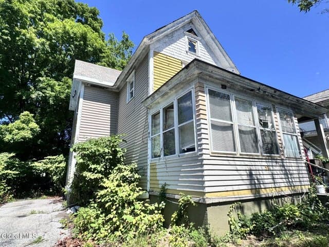 51 Knight Street, Glens Falls, NY, photo 2