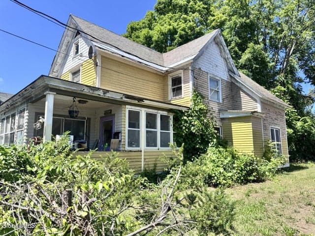 51 Knight Street, Glens Falls, NY, photo 3