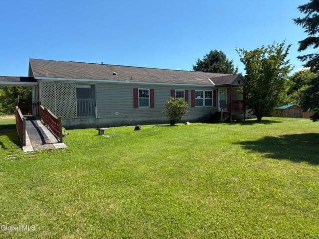11 Easy Street, Hoosick Falls, NY