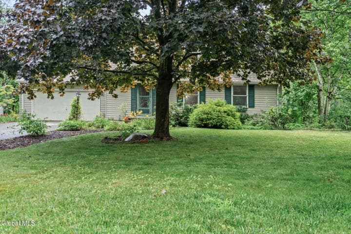3 Tomohawk Place, Johnstown, NY, photo 3