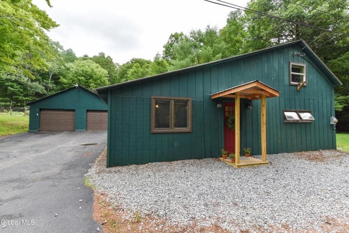 148 Lake Tour Road, Lake Luzerne, NY, photo 3