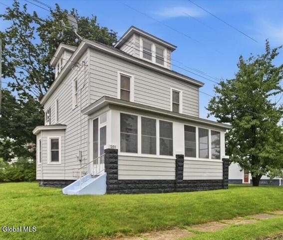 201 Root Avenue, Scotia, NY
