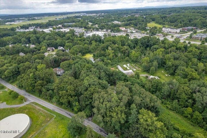 4072 River Road, Colonie, NY, photo 2