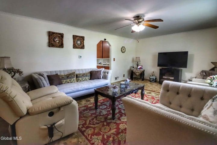 3 Nellis Avenue, Johnstown, NY, photo 5