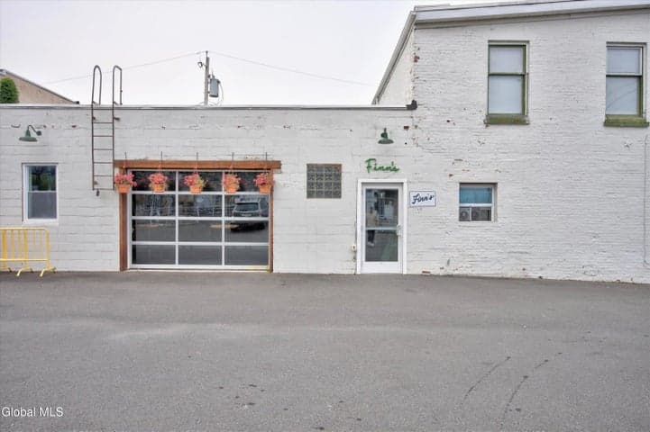 40 River Street, Troy, NY, photo 3