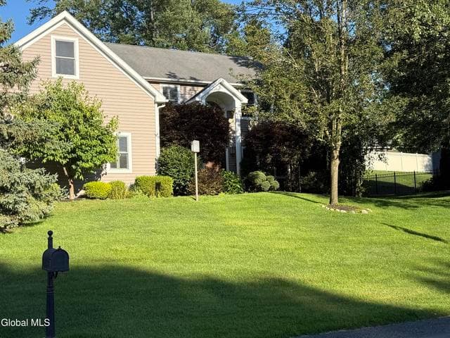 11 Long Shadow Drive, Latham, NY, photo 2