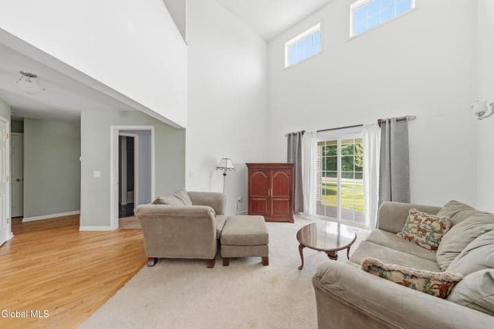 6 Patroon Pointe Drive, Rensselaer, NY, photo 4