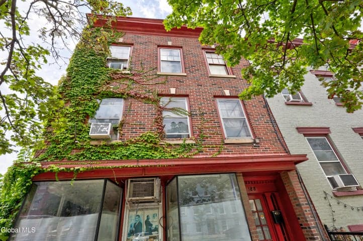 188 Clinton Avenue, Albany, NY, photo 2