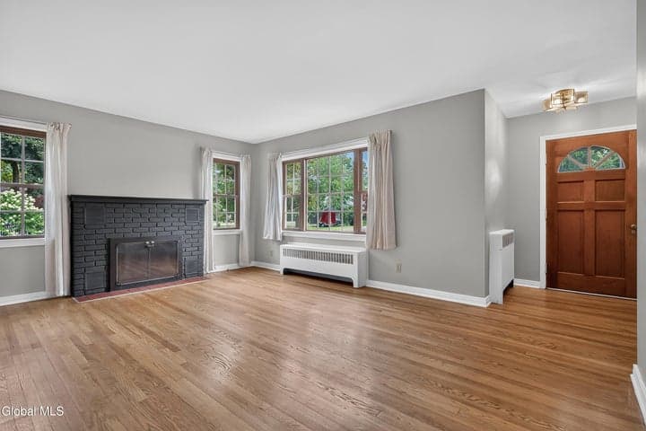2075 Baker Avenue, Niskayuna, NY, photo 5