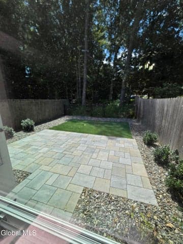 32 Old Coach Road, Clifton Park, NY, photo 2