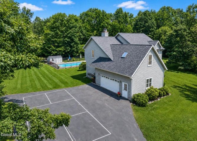 2611 Old Mill Road, Galway, NY