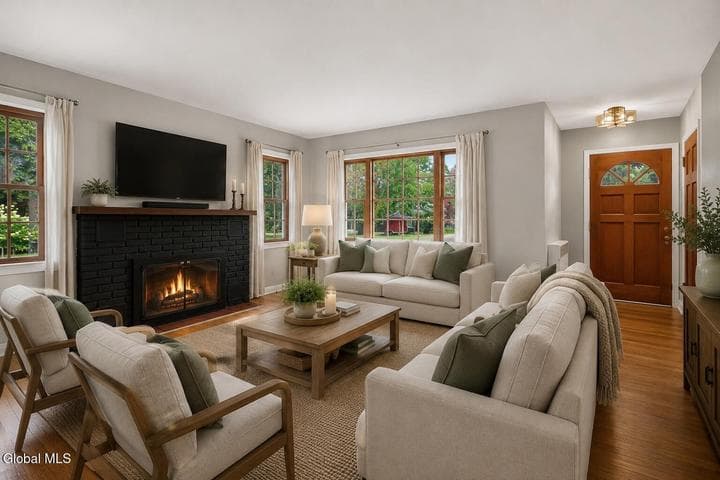 2075 Baker Avenue, Niskayuna, NY, photo 4