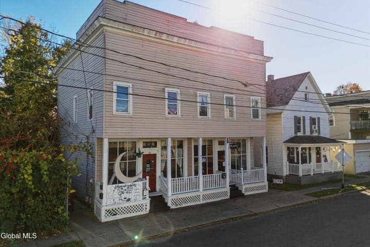 55 Lawrence Street, Glens Falls, NY