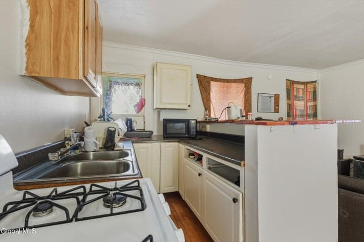 55 Lawrence Street, Glens Falls, NY, photo 4