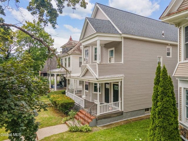 1109 Glenwood Boulevard, Schenectady, NY, photo 3
