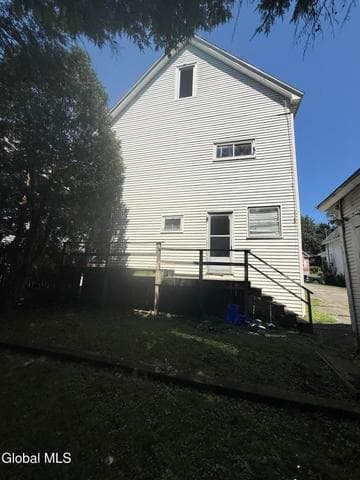 30 McClellan Avenue, Amsterdam, NY, photo 3