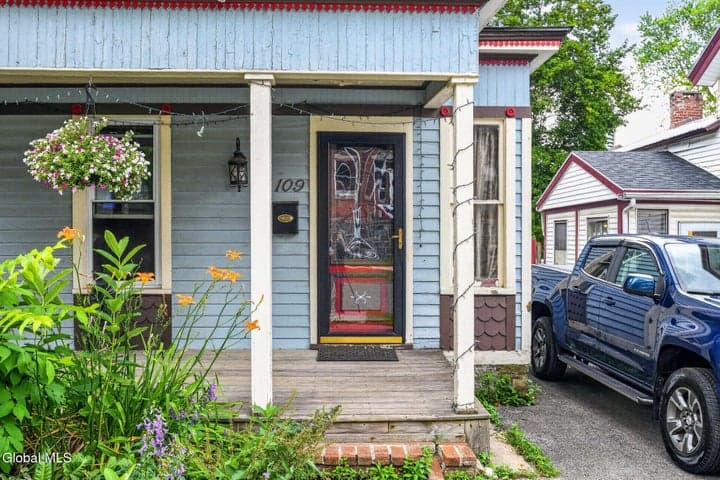 109 S Market Street, Johnstown, NY, photo 3