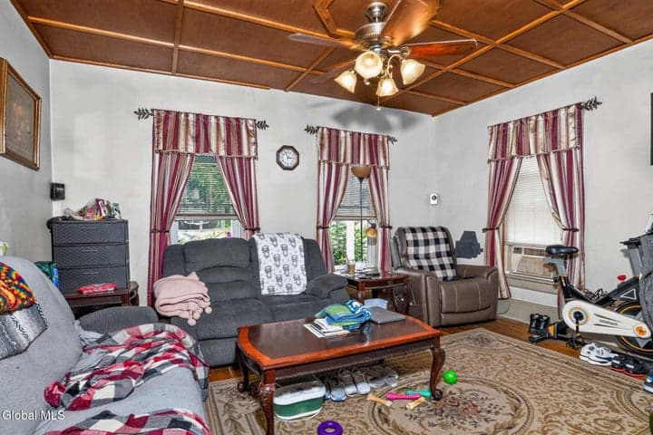 109 S Market Street, Johnstown, NY, photo 4
