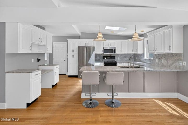 6 Loudon Parkway, Loudonville, NY, photo 5