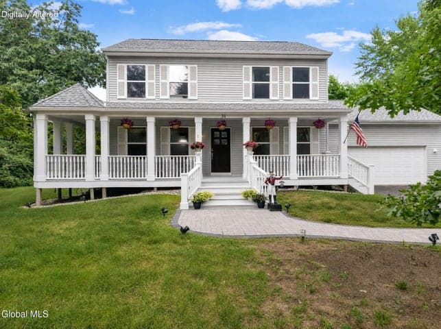 31 Concord Drive, Saratoga Springs, NY, photo 1
