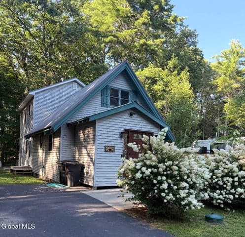 143 Lakeview Avenue, Mayfield, NY, photo 1