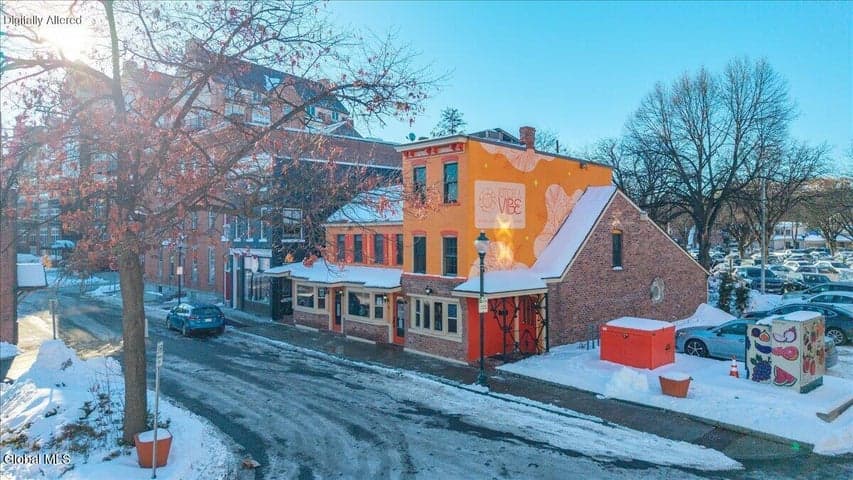 16 Exchange Street, Glens Falls, NY, photo 5