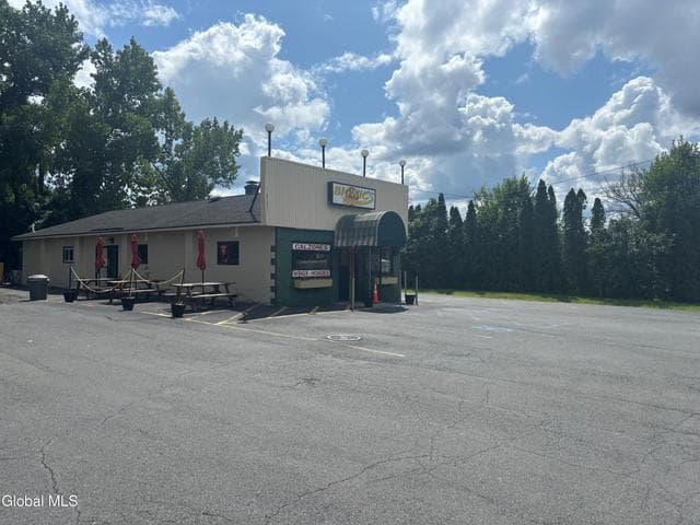 109 Everett Road, Loudonville, NY