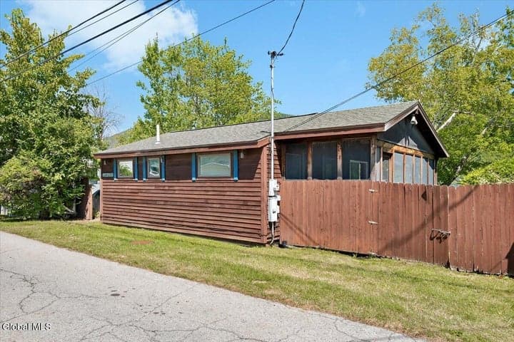 60 Rockhurst Road, Queensbury, NY, photo 2