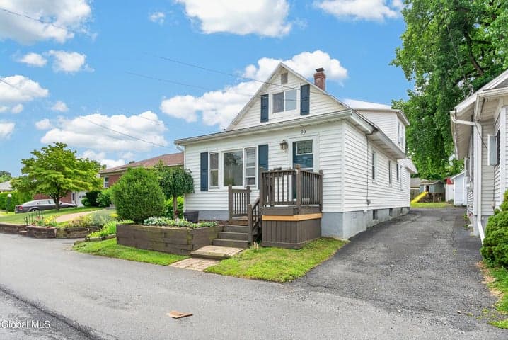 90 Hazelhurst Avenue, Albany, NY, photo 2