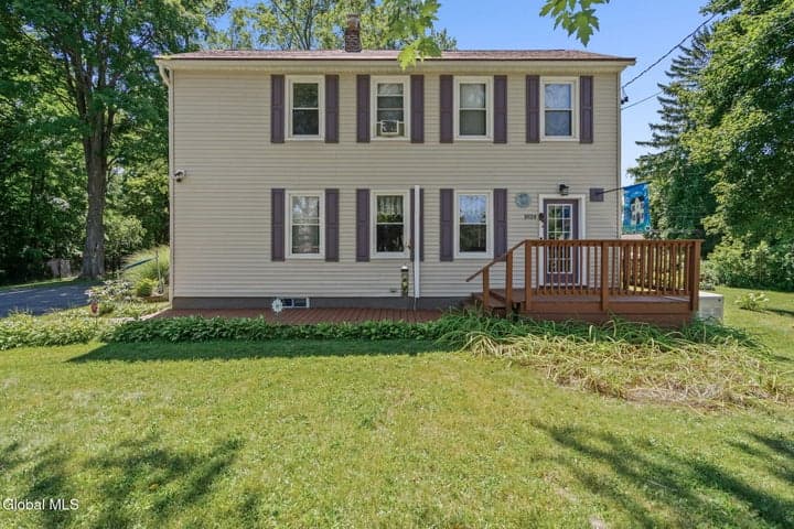 1824 Hillside Avenue, Niskayuna, NY