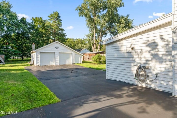 50 Russell Street, Ballston Spa, NY, photo 4