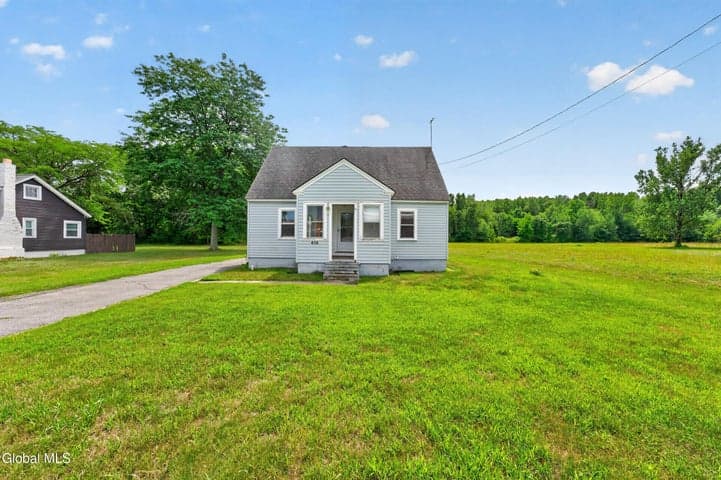 414 Reynolds Road, Fort Edward, NY, photo 2