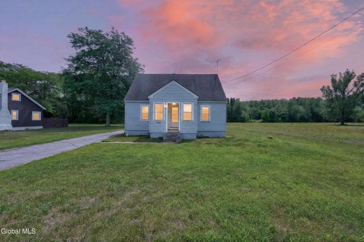 414 Reynolds Road, Fort Edward, NY, photo 3