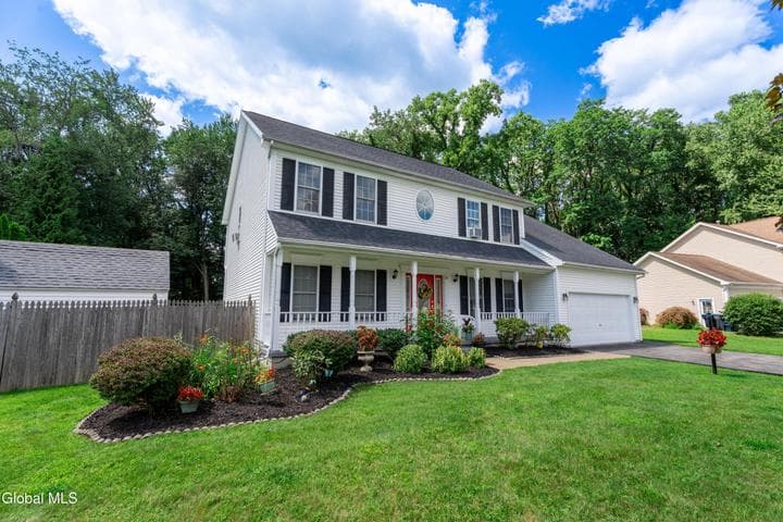 12 Sarah Court, Colonie, NY, photo 3