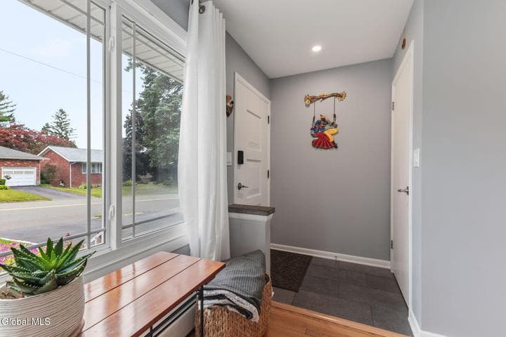 6 Ormond Street, Albany, NY, photo 5