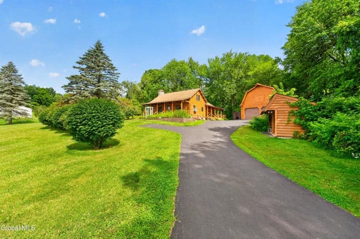 294 Poyneer Road, Schodack, NY, photo 2