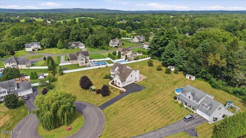 9 Chauncy Court, Glenville, NY, photo 4