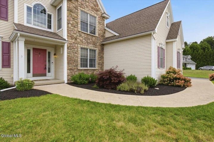9 Chauncy Court, Glenville, NY, photo 2