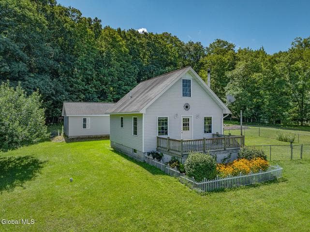44 Webber Lane, Hebron, NY, photo 2