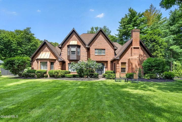 20 Timberwick Drive, Halfmoon, NY, photo 2