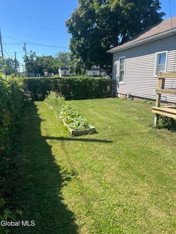 854 5th Avenue, Troy, NY, photo 3