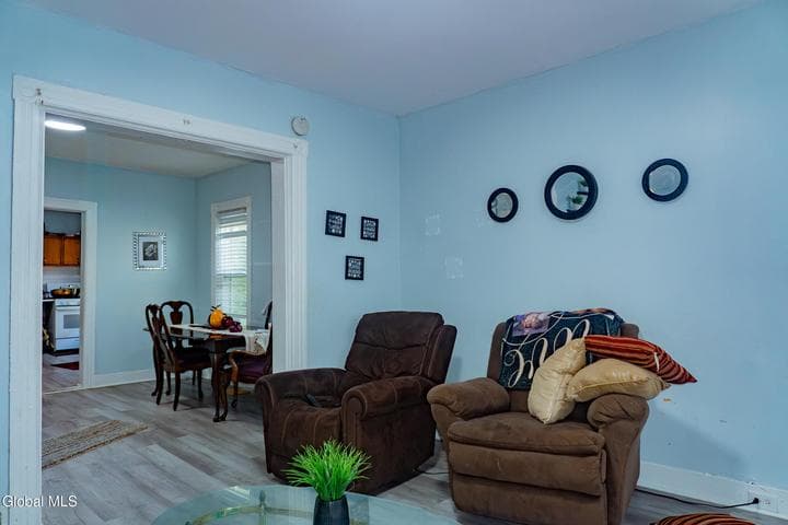 1206 4th Avenue, Schenectady, NY, photo 3