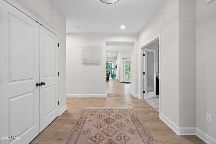 8 Fairway Court, New Scotland, NY, photo 4